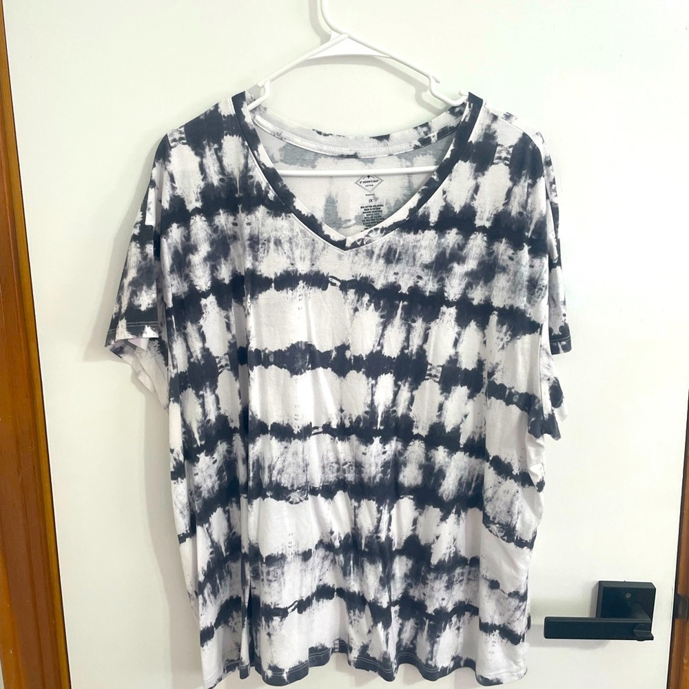 1X Tie dye graphic women’s T-shirt